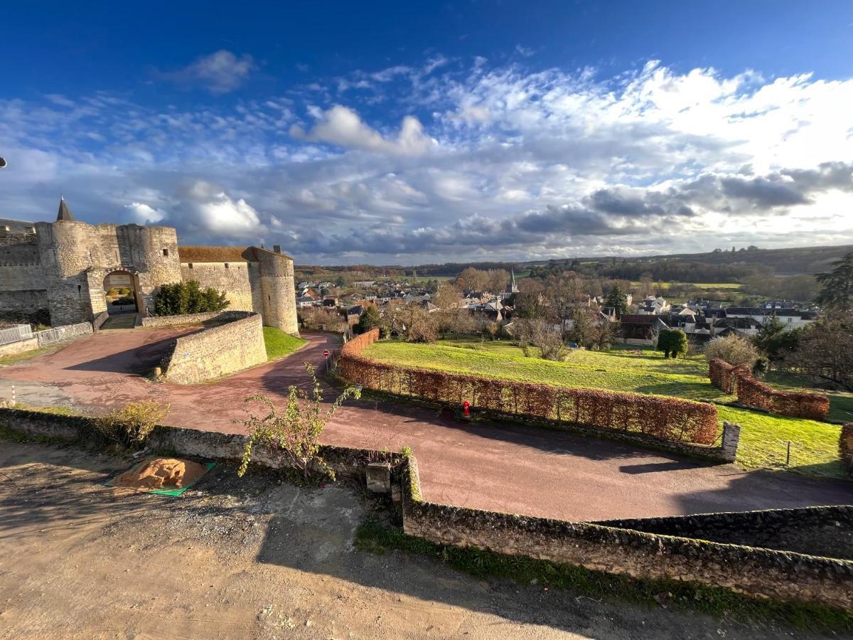Maisons D'Hotes Du Chateau Au Grand Pressigny Le Grand-Pressigny Luaran gambar