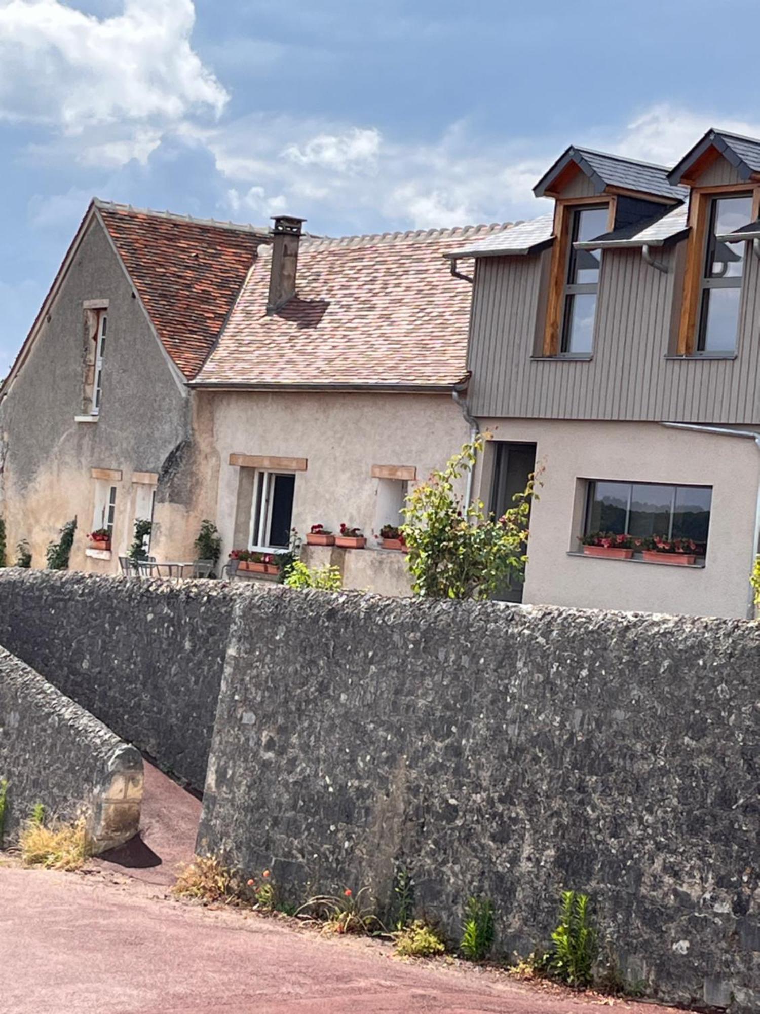 Maisons D'Hotes Du Chateau Au Grand Pressigny Le Grand-Pressigny Luaran gambar